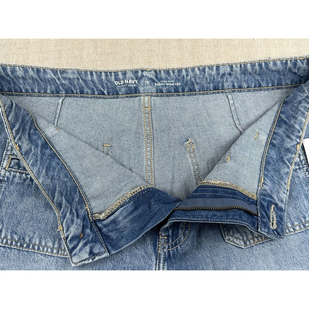 Old Navy High Rise Baggy Wide Leg Drapey Denim Jeans Womens Size 16  Medium Wash - Picture 12 of 12